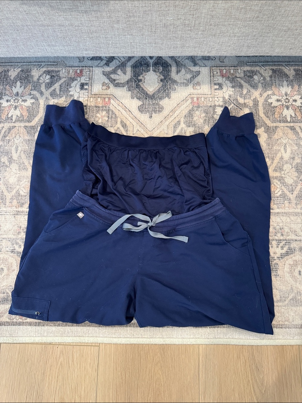 Figs Maternity Jogger scrubs MP